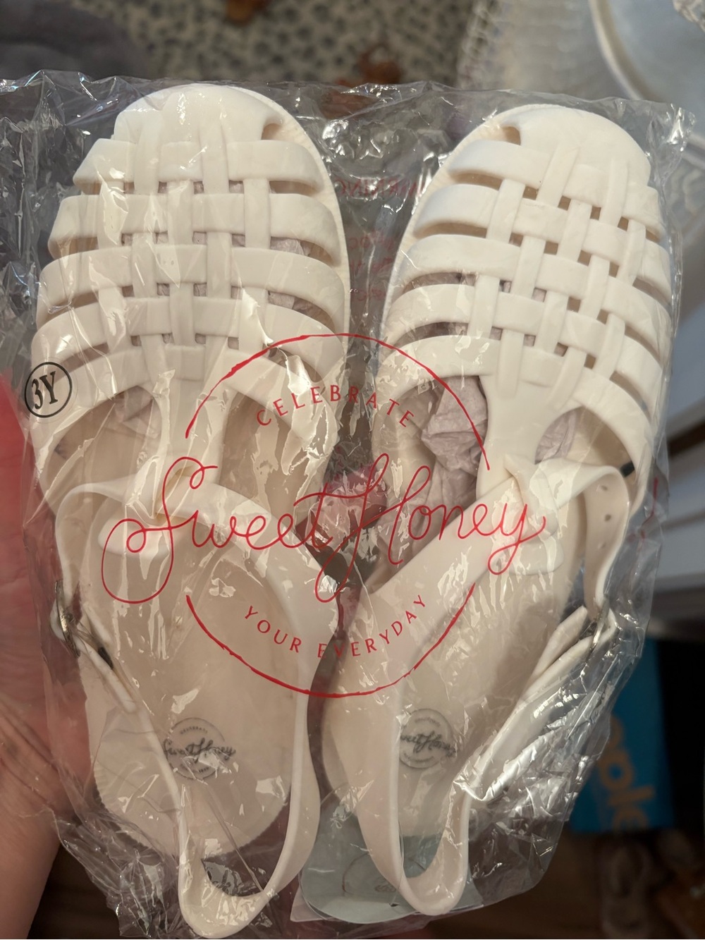 3Y SweetHoney Sandals